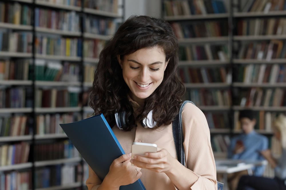 Recruiters can send personalised information, content, scholarships, and events to students